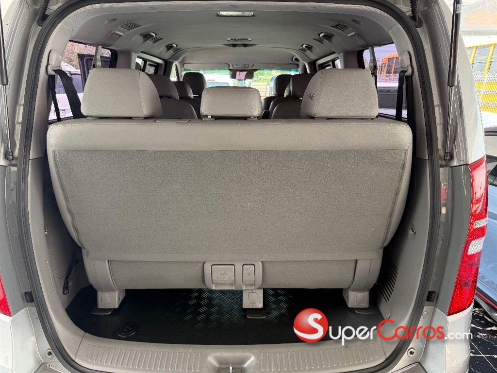 2021 Hyundai Grand Starex — foto 10 / 11