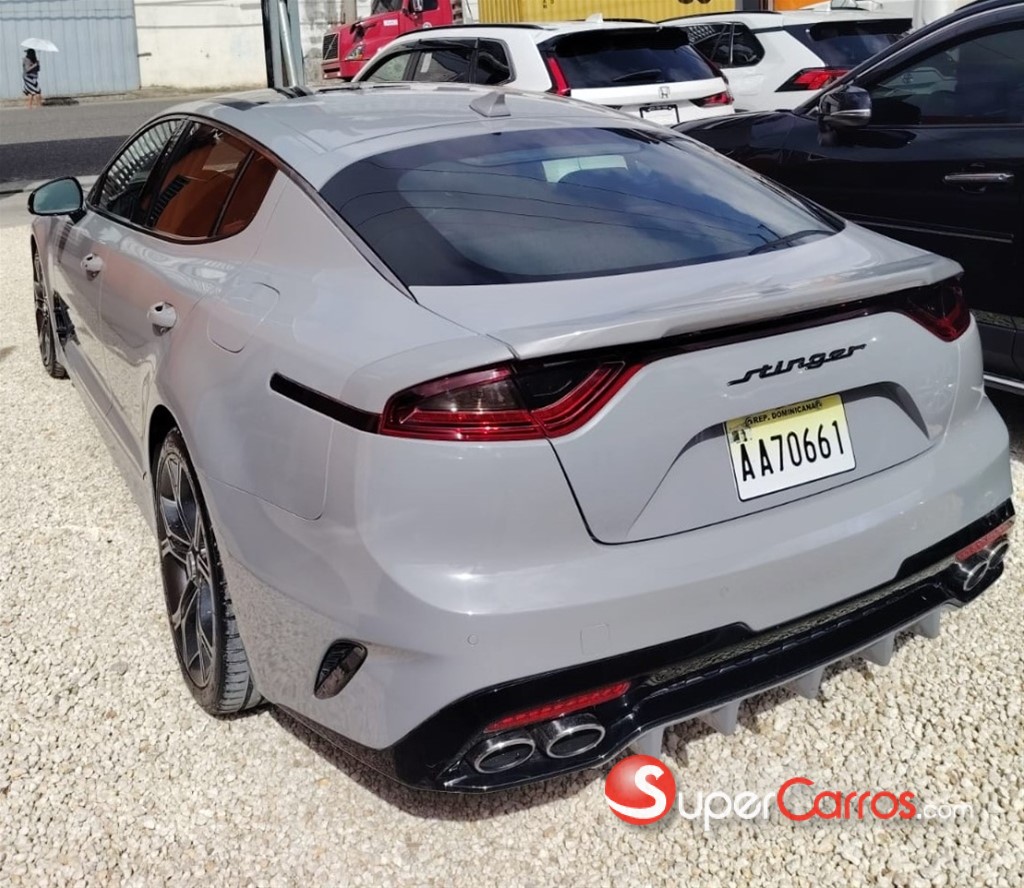 2019 Kia Stinger — foto 5 / 12