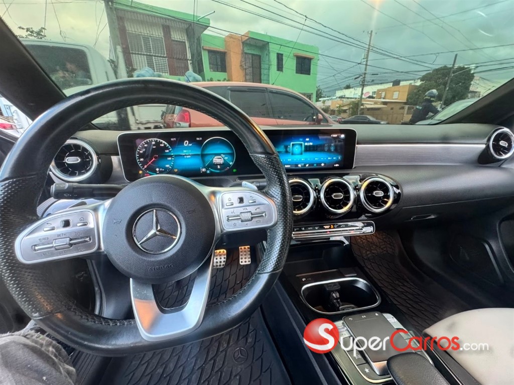 2020 Mercedes-Benz Clase A 220 4Matic — foto 3 / 10