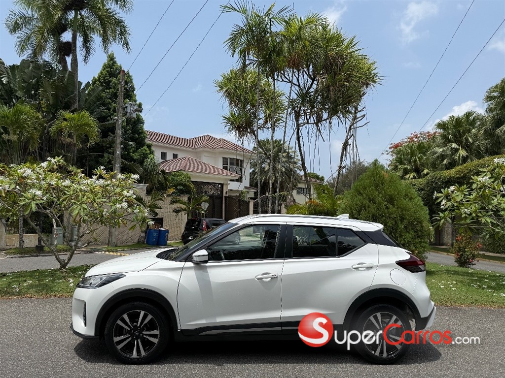 2022 Nissan Kicks — foto 4 / 10