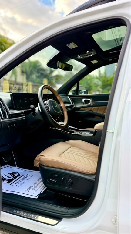 2024 Kia Sorento SX Prestige — foto 10 / 12