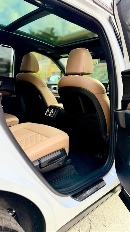 2024 Kia Sorento SX Prestige — foto 11 / 12