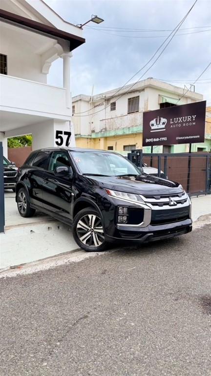 2020 Mitsubishi Motors Outlander