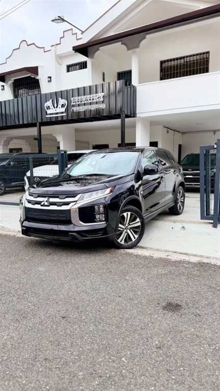 2020 Mitsubishi Motors Outlander — foto 2 / 12