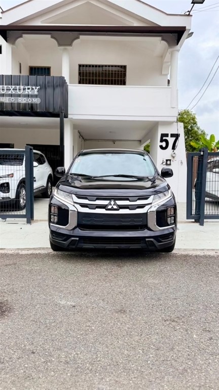 2020 Mitsubishi Motors Outlander — foto 7 / 12