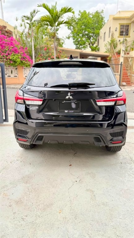 2020 Mitsubishi Motors Outlander — foto 11 / 12