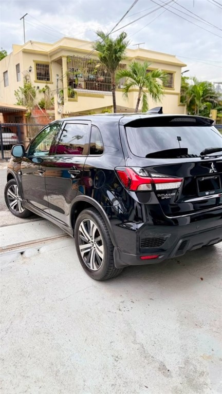 2020 Mitsubishi Motors Outlander — foto 12 / 12