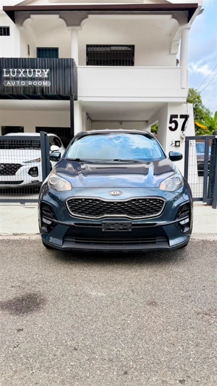 2020 Kia Sportage LX — foto 2 / 10