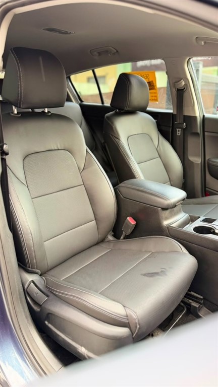 2020 Kia Sportage LX — foto 6 / 10