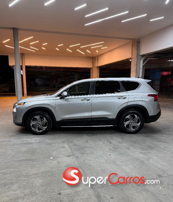 2023 Hyundai Santa Fe SE — foto 5 / 12