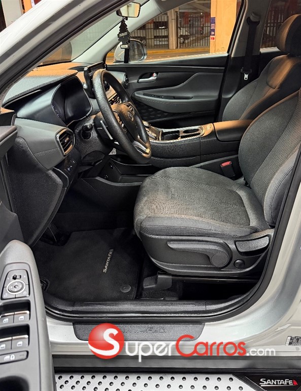 2023 Hyundai Santa Fe SE — foto 6 / 12