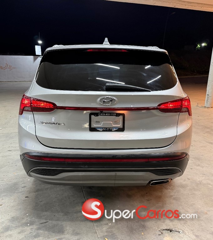 2023 Hyundai Santa Fe SE — foto 9 / 12