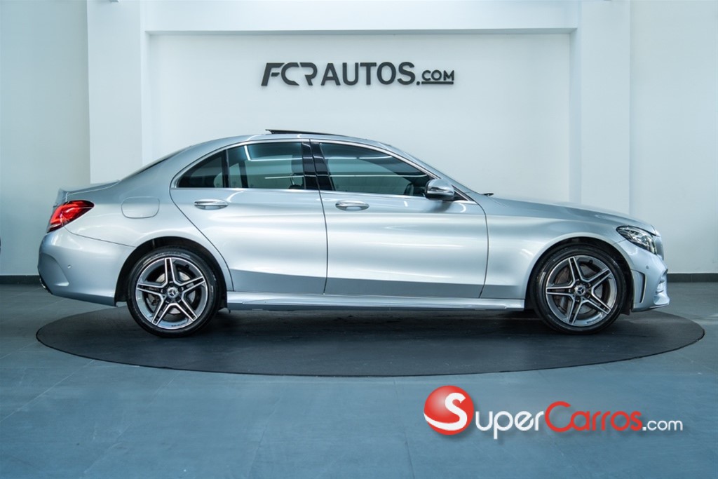 2020 Mercedes-Benz Clase C 300 AMG — foto 2 / 12