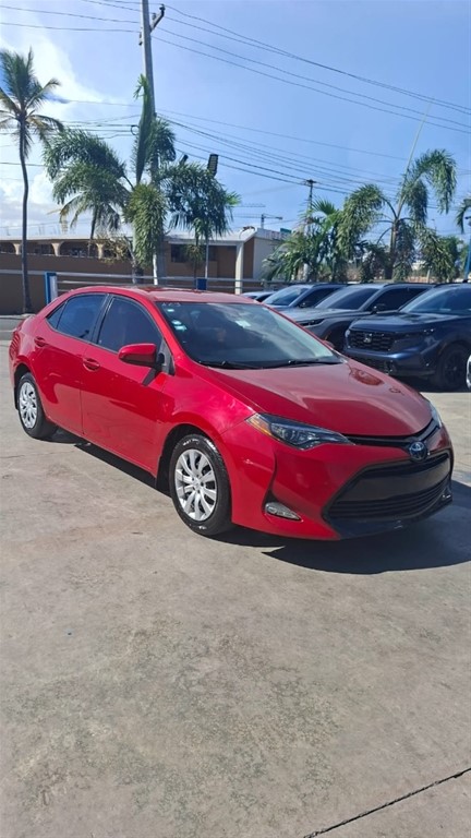 2017 Toyota Corolla LE — foto 2 / 9