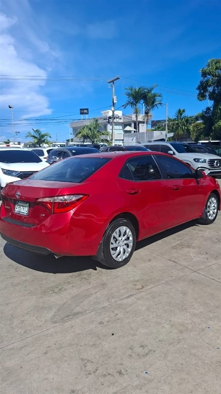 2017 Toyota Corolla LE — foto 4 / 9