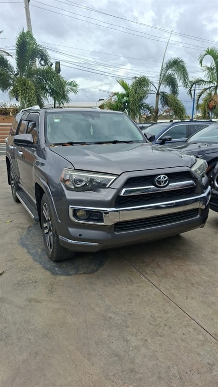 2015 Toyota 4 Runner SR5 Premium — foto 2 / 6
