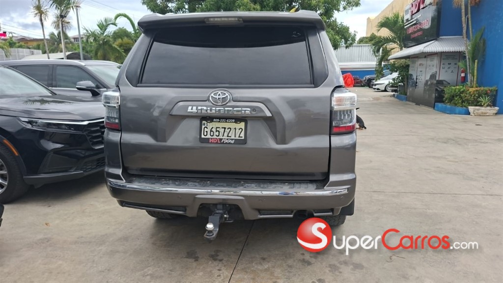 2015 Toyota 4 Runner SR5 Premium — foto 5 / 6