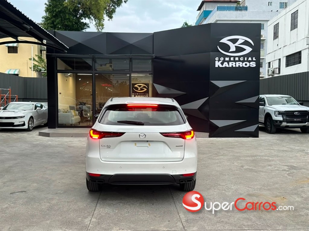 2027 Mazda CX-60 GT — foto 4 / 11
