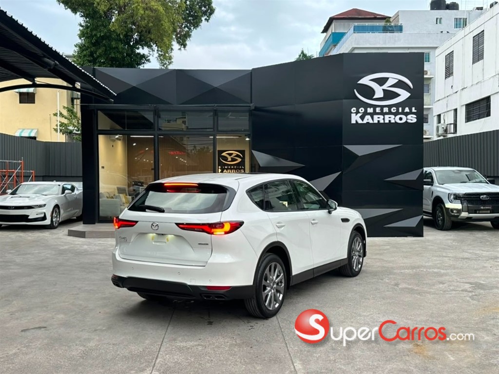 2027 Mazda CX-60 GT — foto 5 / 11