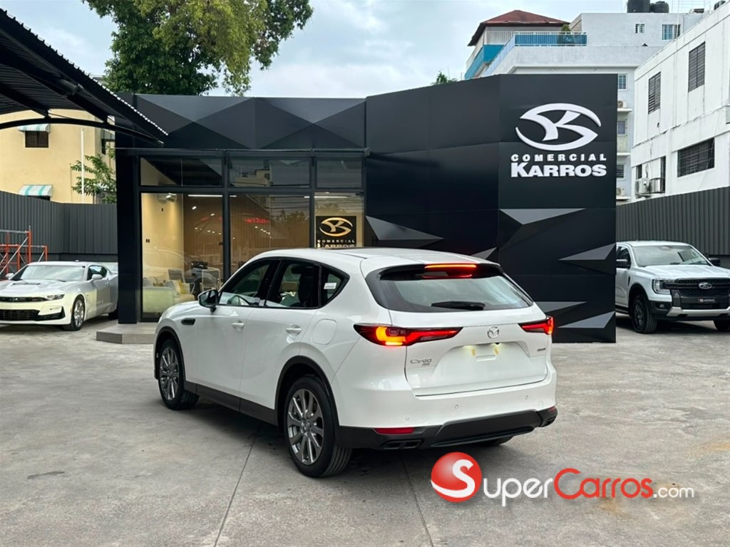 2027 Mazda CX-60 GT — foto 6 / 11