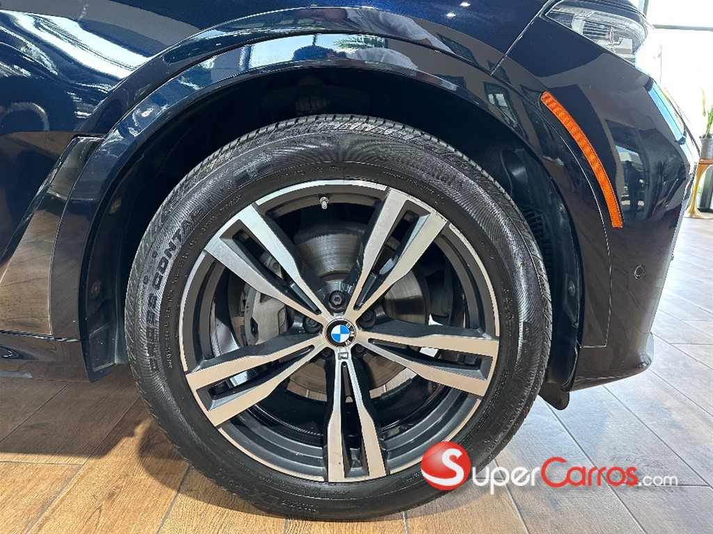 2019 BMW X 7 xDrive 40i Mpackage — foto 2 / 10