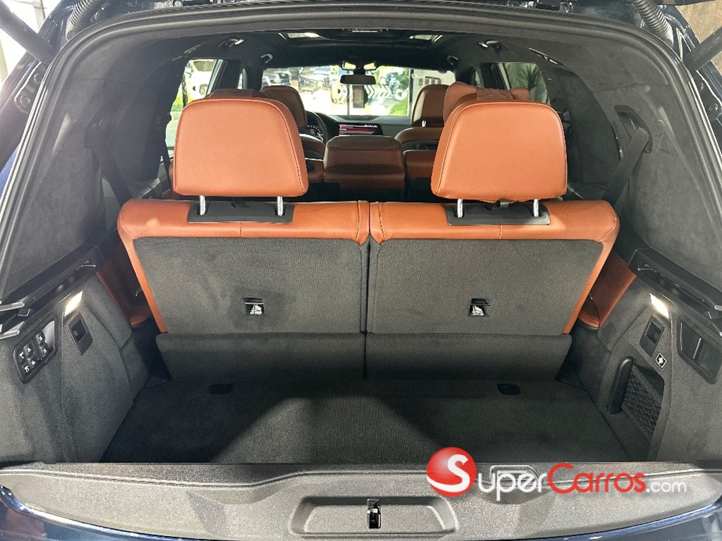 2019 BMW X 7 xDrive 40i Mpackage — foto 10 / 10