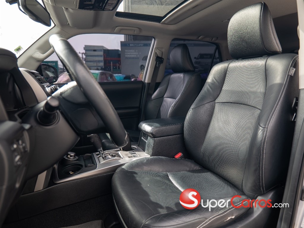 2015 Toyota 4 Runner Limited — foto 4 / 10