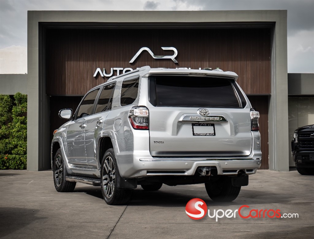 2015 Toyota 4 Runner Limited — foto 10 / 10