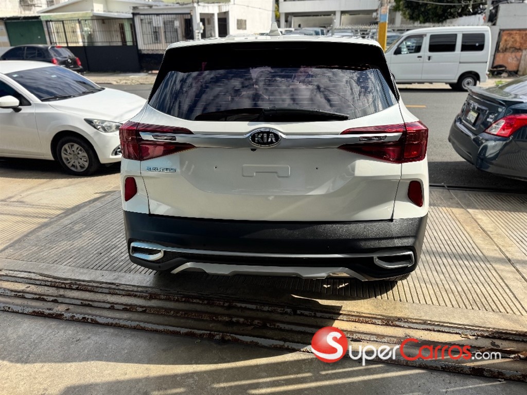 2021 Kia Seltos — foto 6 / 11