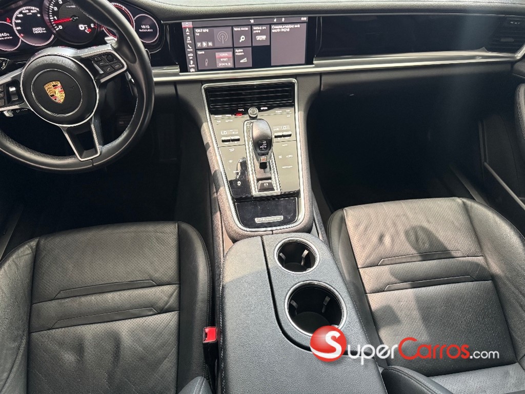 2018 Porsche Panamera — foto 10 / 12