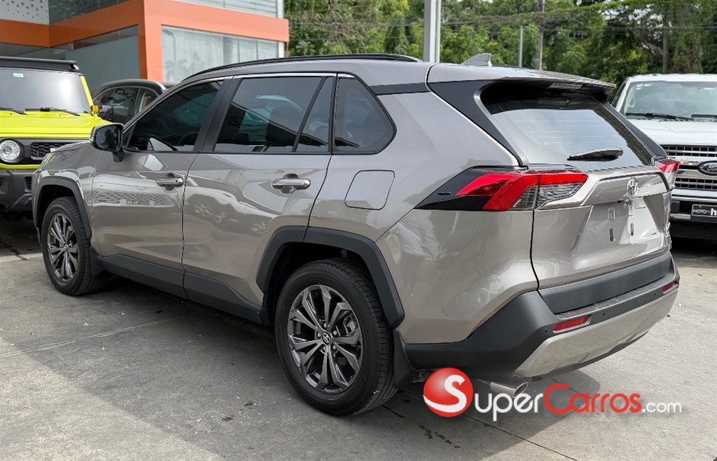 2024 Toyota RAV4 XLE — foto 7 / 10