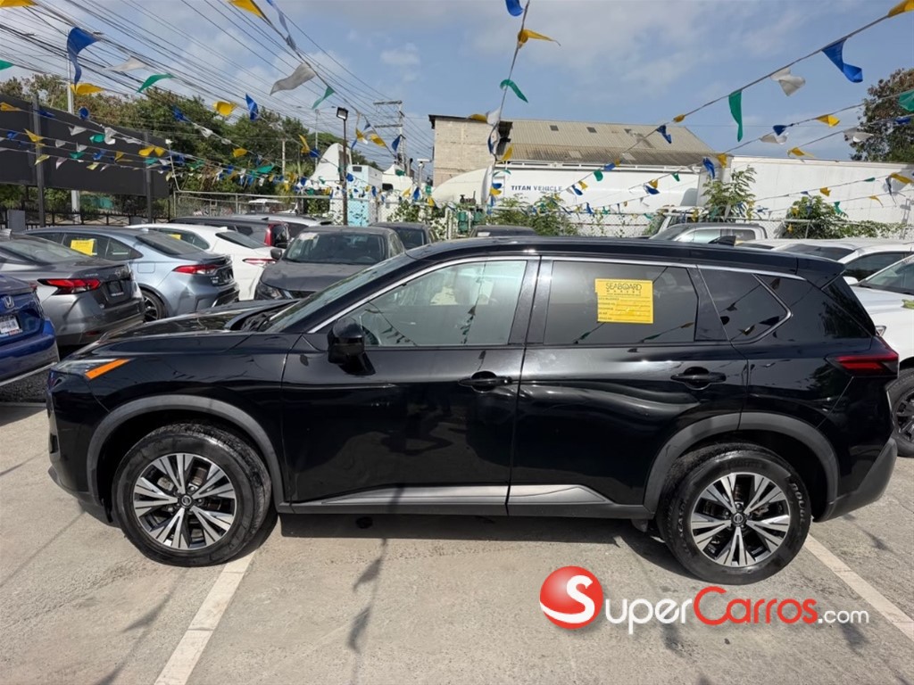 2021 Nissan Rogue — foto 8 / 10