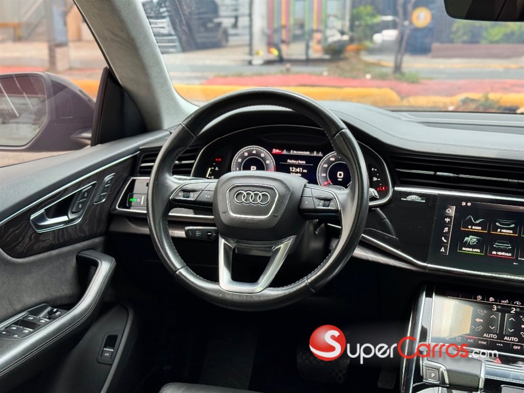 2020 Audi Q8 Luxury Package — foto 4 / 10
