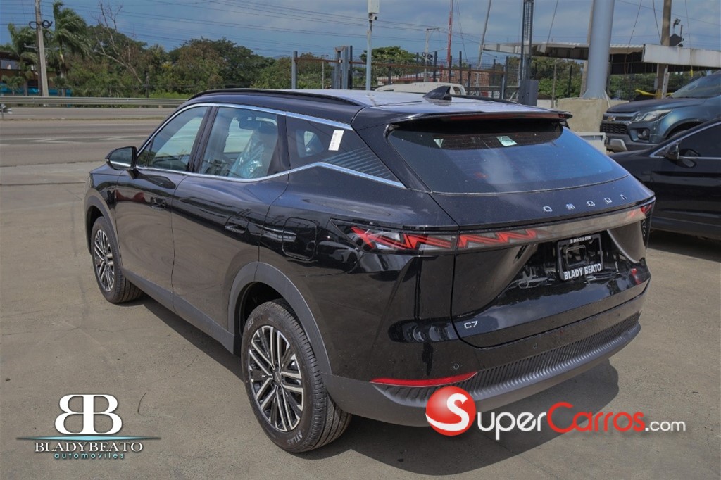 2027 OMODA C7 COMFORT — foto 11 / 12