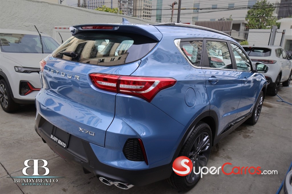 2027 Jetour X70 — foto 10 / 12