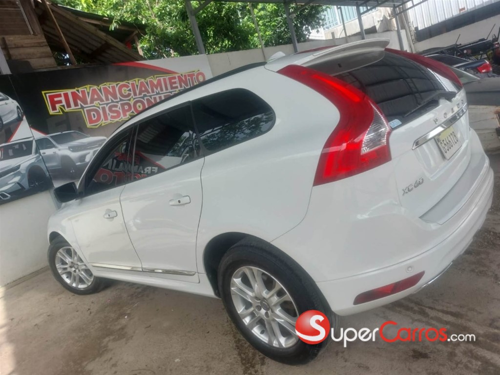 2016 Volvo XC60 T5 — foto 3 / 9