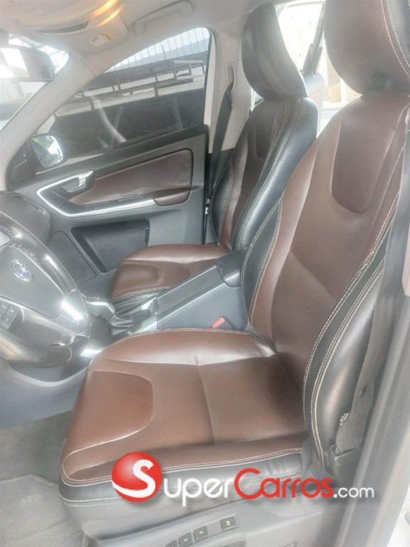 2016 Volvo XC60 T5 — foto 6 / 9