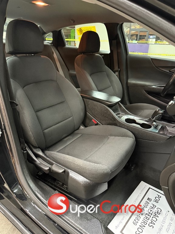 2020 Chevrolet Malibu LTZ — foto 8 / 12