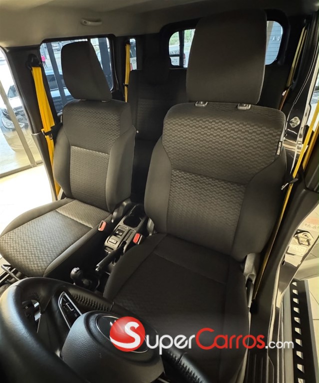 2024 Suzuki Jimny GLX — foto 11 / 11