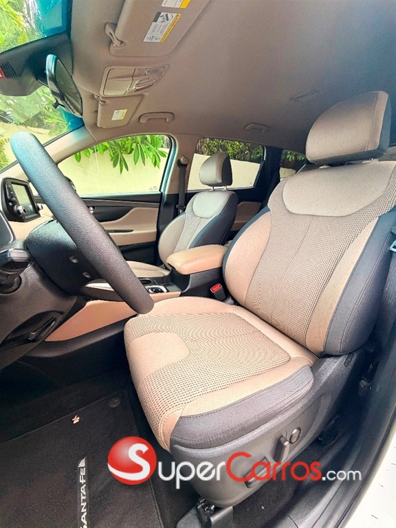 2020 Hyundai Santa Fe SEL — foto 7 / 12