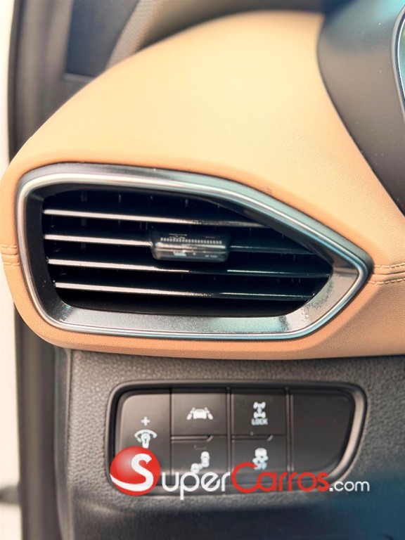 2020 Hyundai Santa Fe SEL — foto 12 / 12