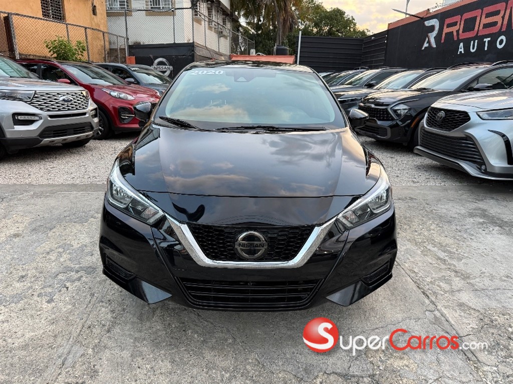 2020 Nissan Versa SV — foto 3 / 12