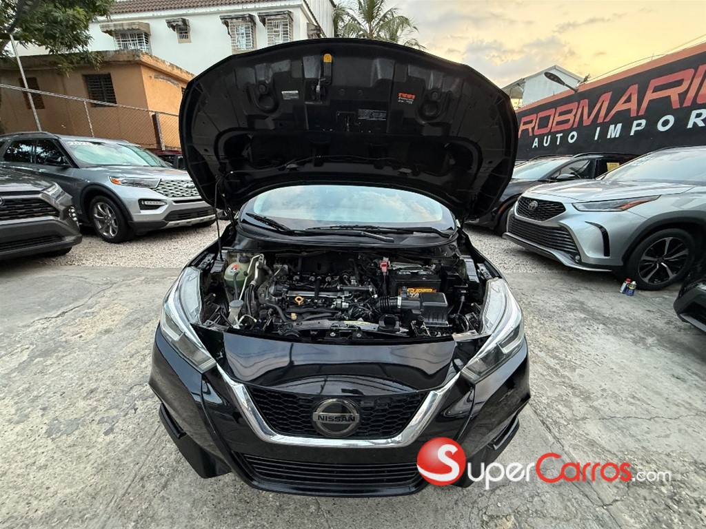 2020 Nissan Versa SV — foto 9 / 12