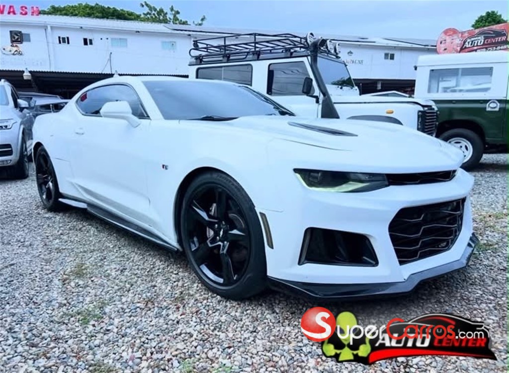 2016 Chevrolet Camaro SS — foto 8 / 12