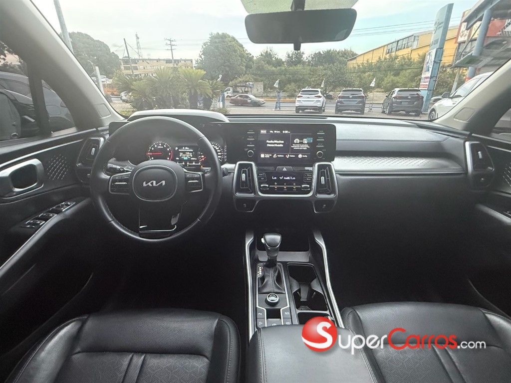 2023 Kia Sportage Luxury — foto 4 / 6