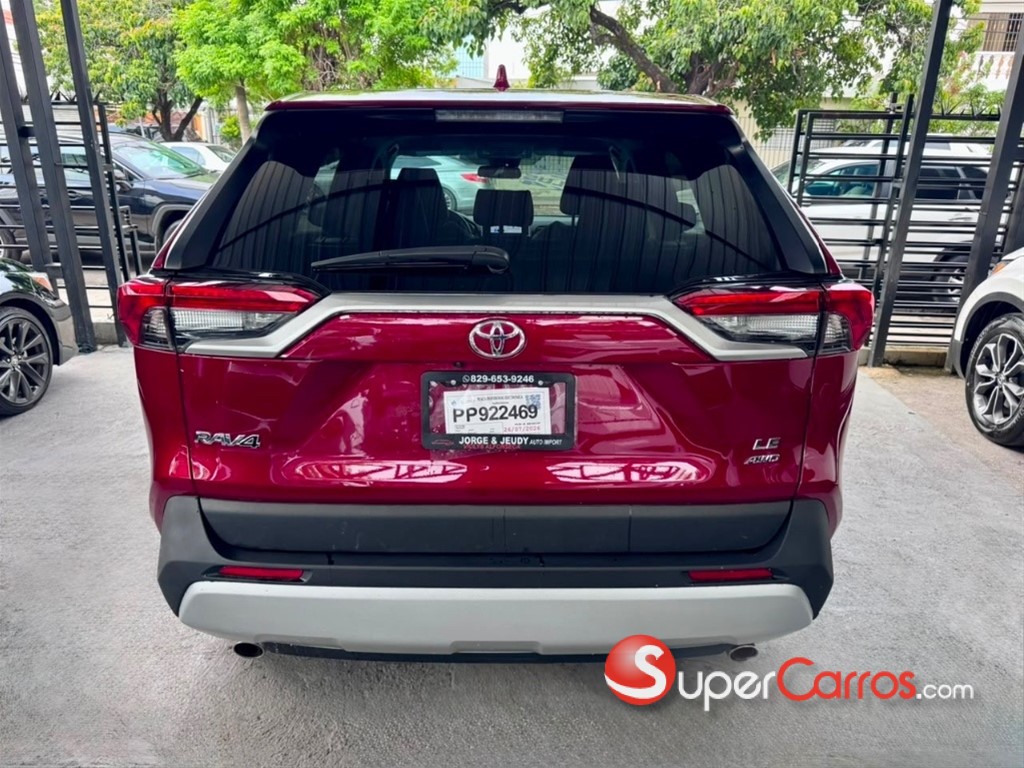 2024 Toyota RAV4 LE PLUS — foto 10 / 11