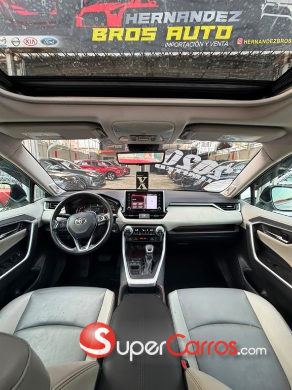 2020 Toyota RAV4 Limited — foto 5 / 10