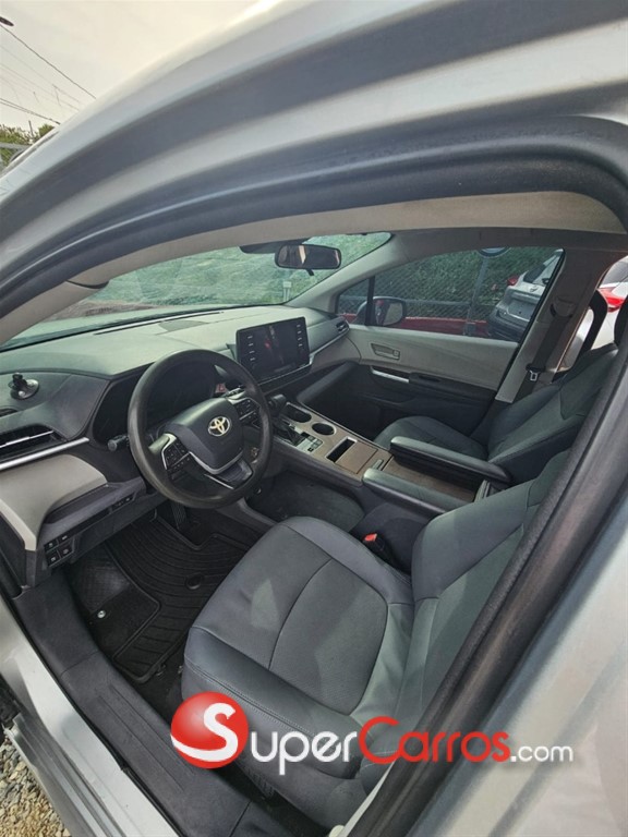 2021 Toyota Sienna — foto 10 / 12