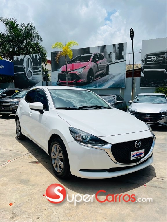 2021 Mazda 2 — foto 8 / 10
