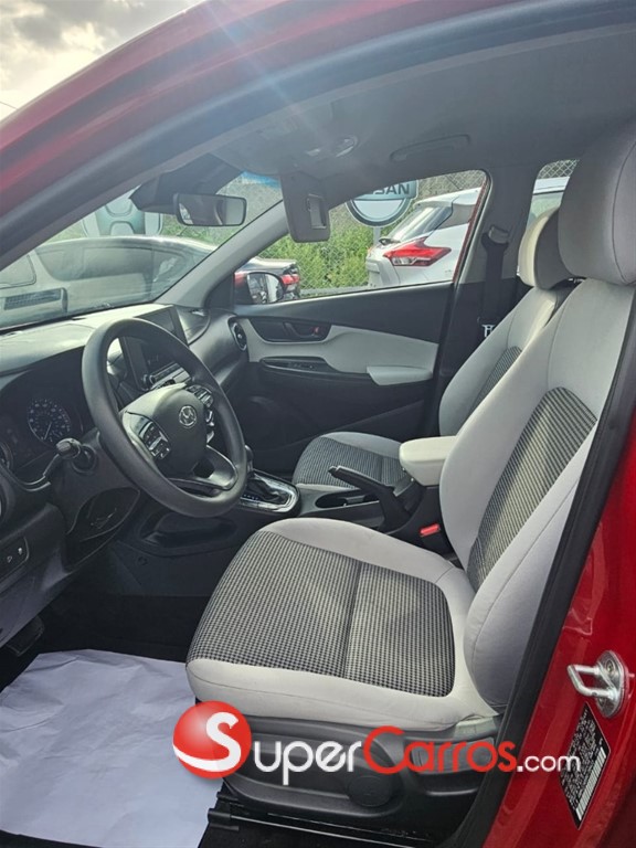 2022 Hyundai KONA SEL — foto 11 / 12